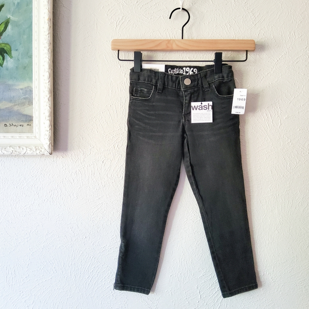 SALE -- Gap Kids Super Skinny Ankle Zip Blk Denim Jeans for Kids - NWT